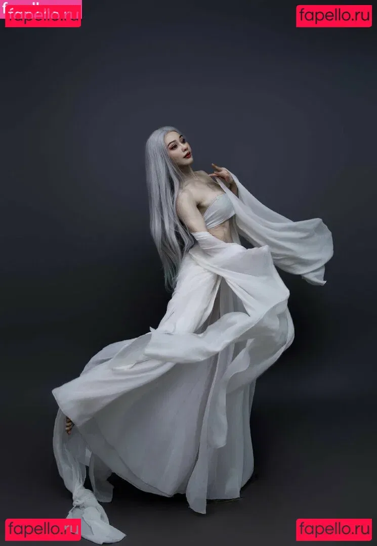 Yuna XS Onlyfans Photo Gallery 