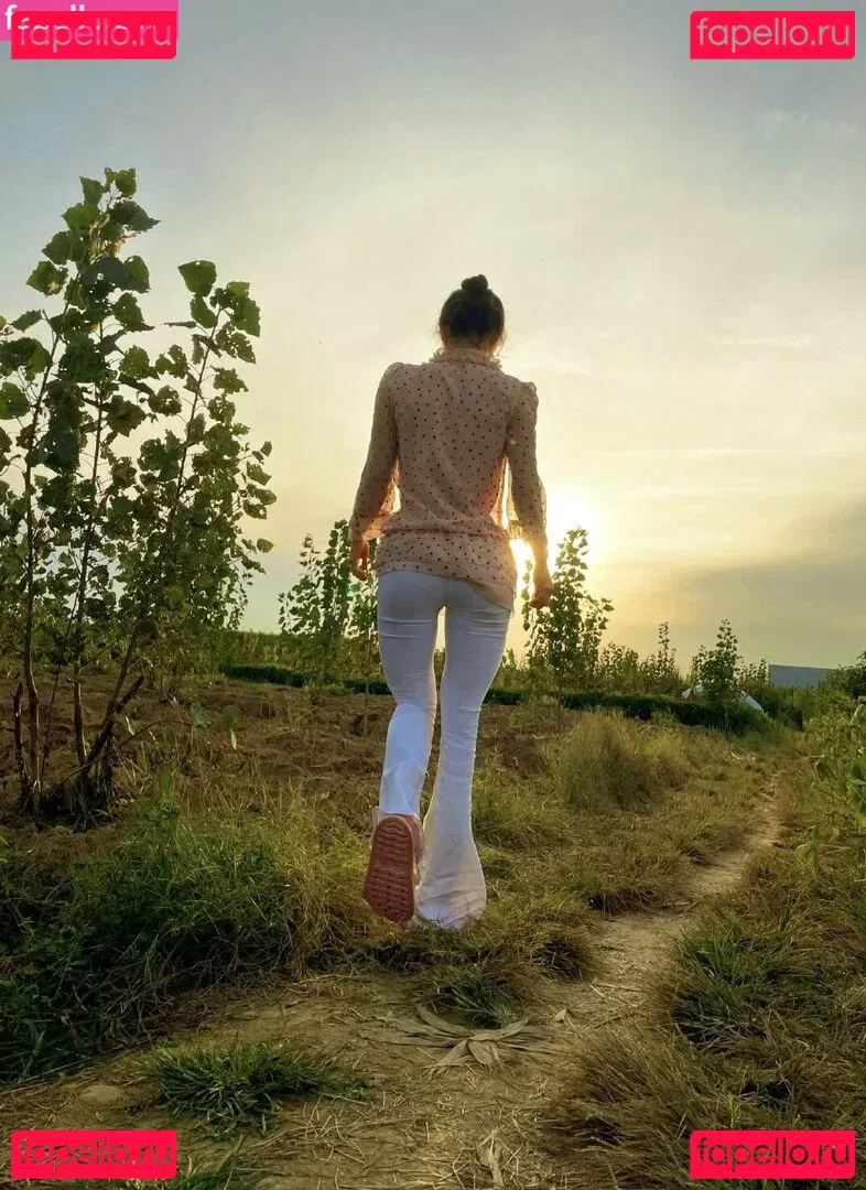 Yuna XS Onlyfans Photo Gallery 