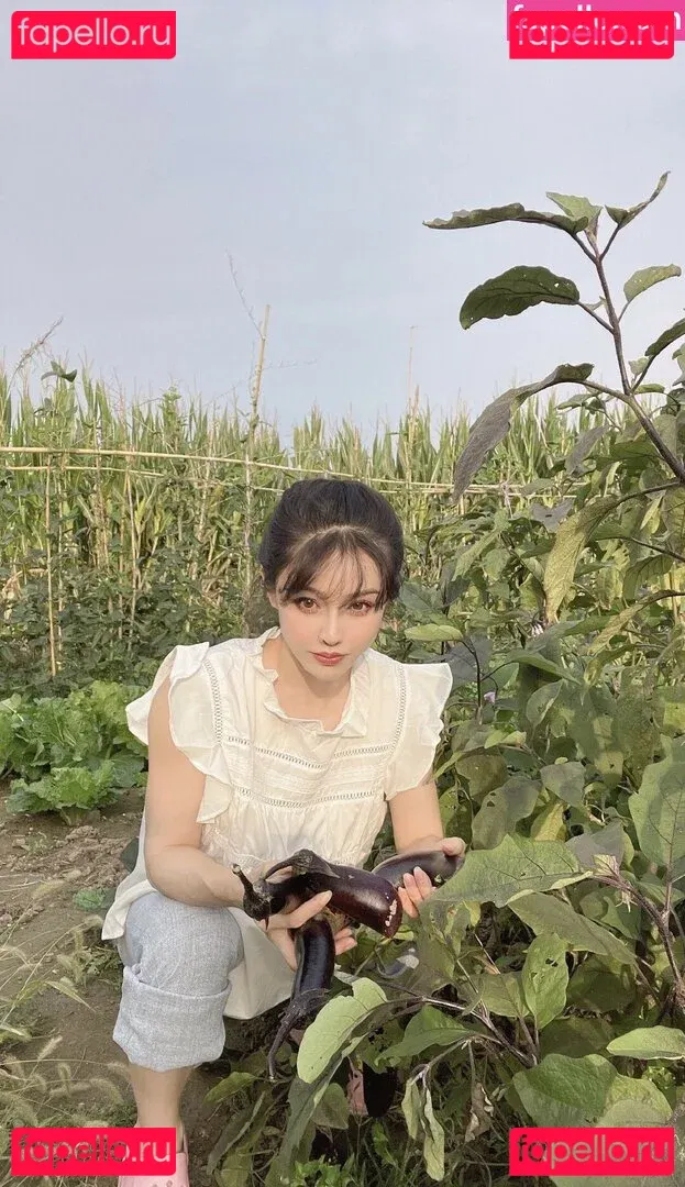 Yuna XS Onlyfans Photo Gallery 