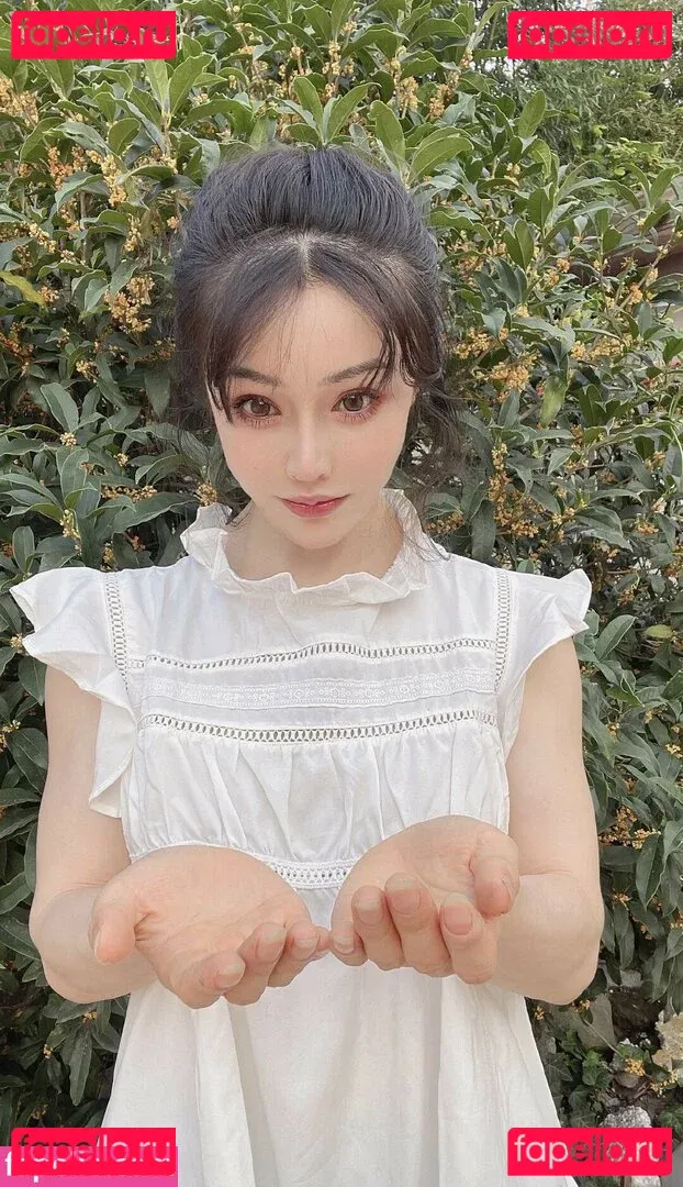 Yuna XS Onlyfans Photo Gallery 