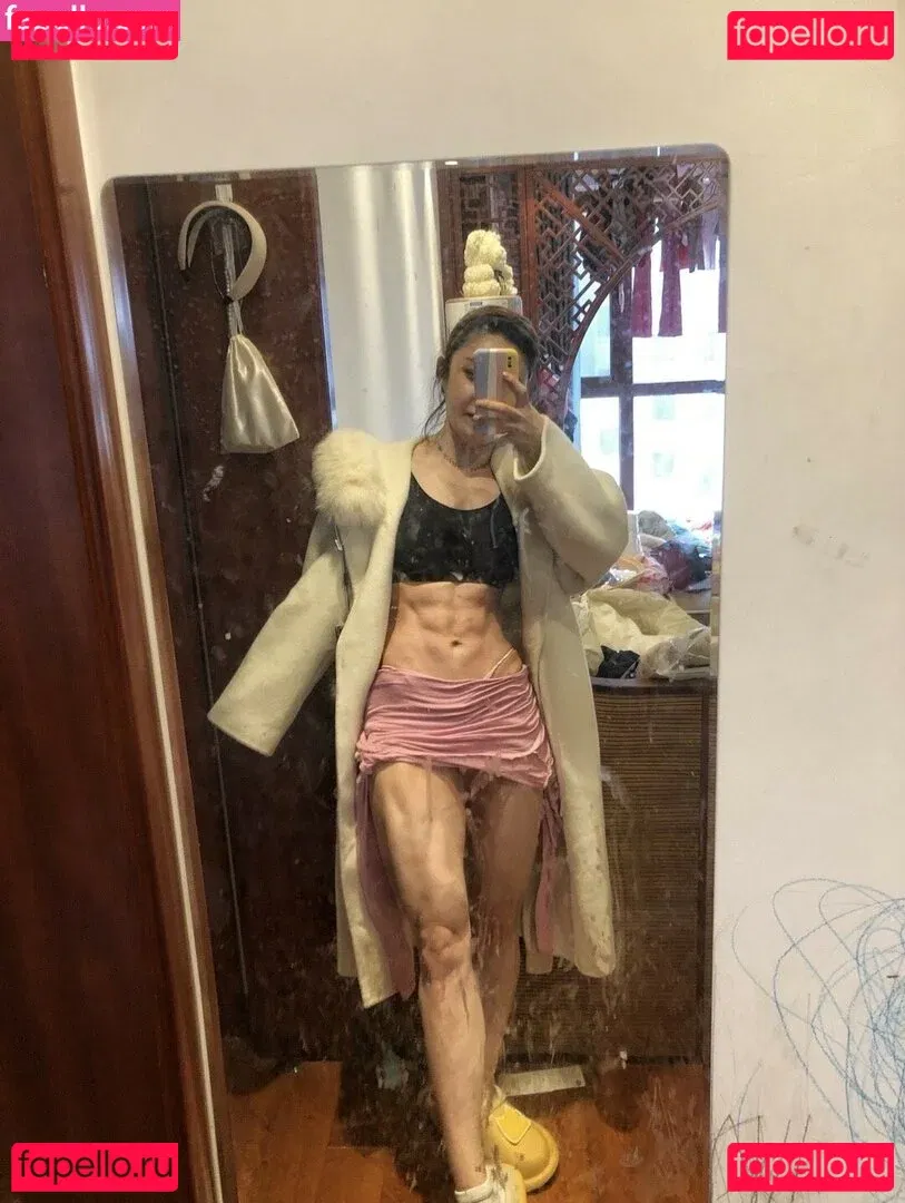 Yuna XS Onlyfans Photo Gallery 