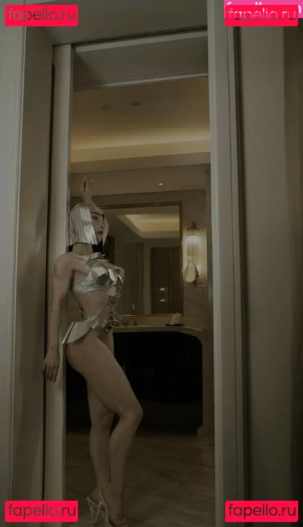 Yuna XS Onlyfans Photo Gallery 