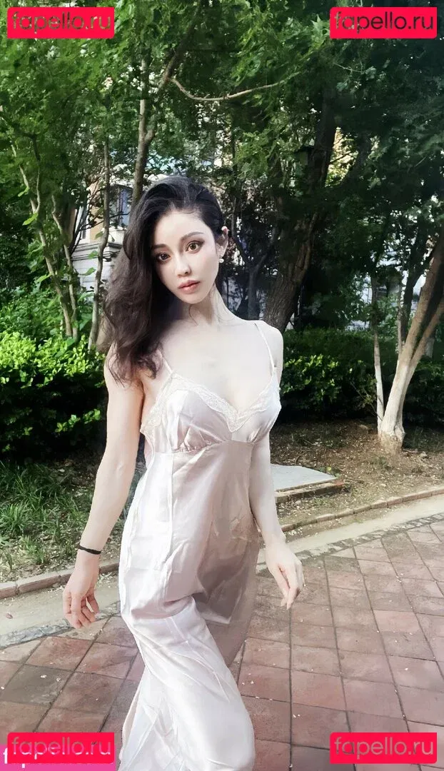 Yuna XS Onlyfans Photo Gallery 