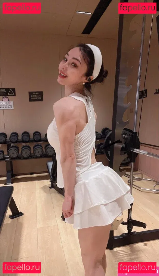 Yuna XS Onlyfans Photo Gallery 