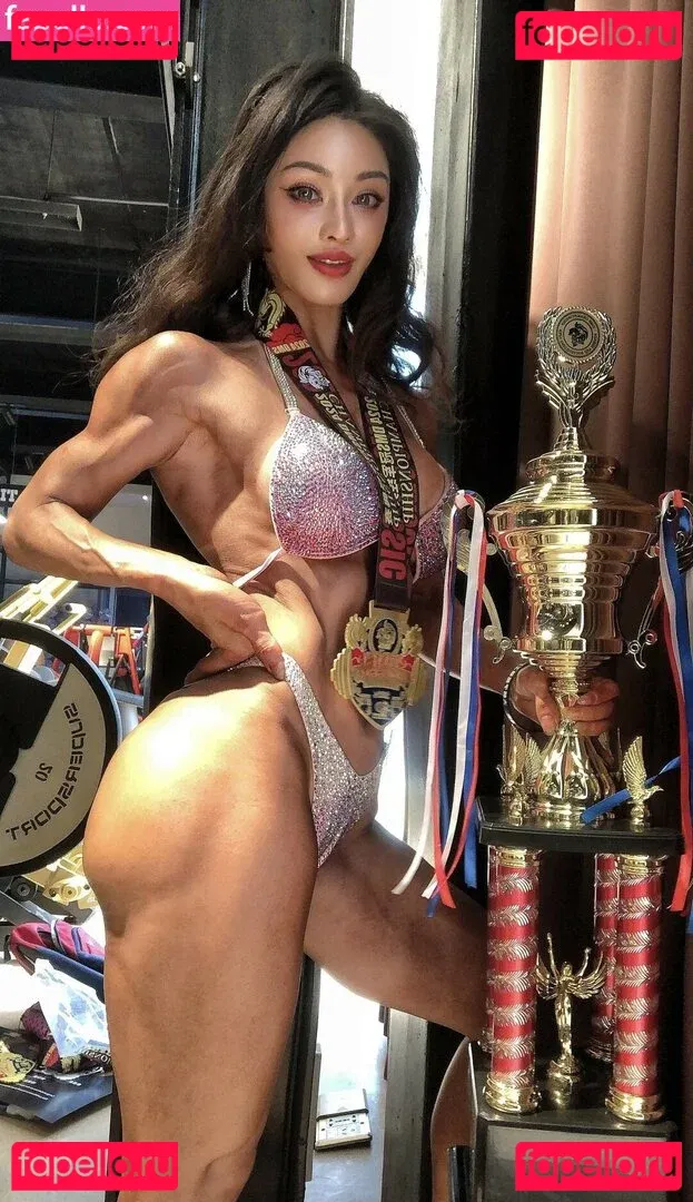 Yuna XS Onlyfans Photo Gallery 