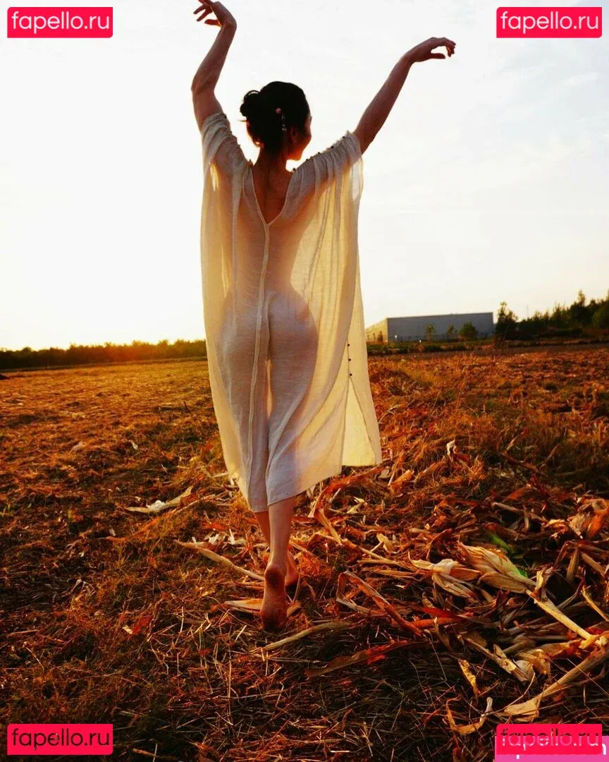 Yuna XS Onlyfans Photo Gallery 