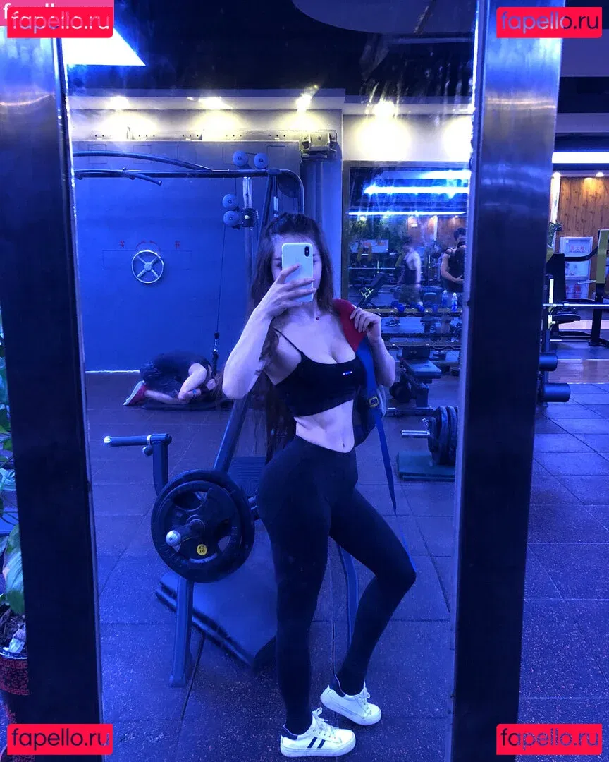 Yuna XS Onlyfans Photo Gallery 