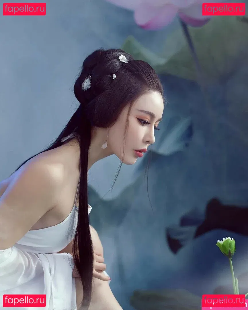 Yuna XS Onlyfans Photo Gallery 