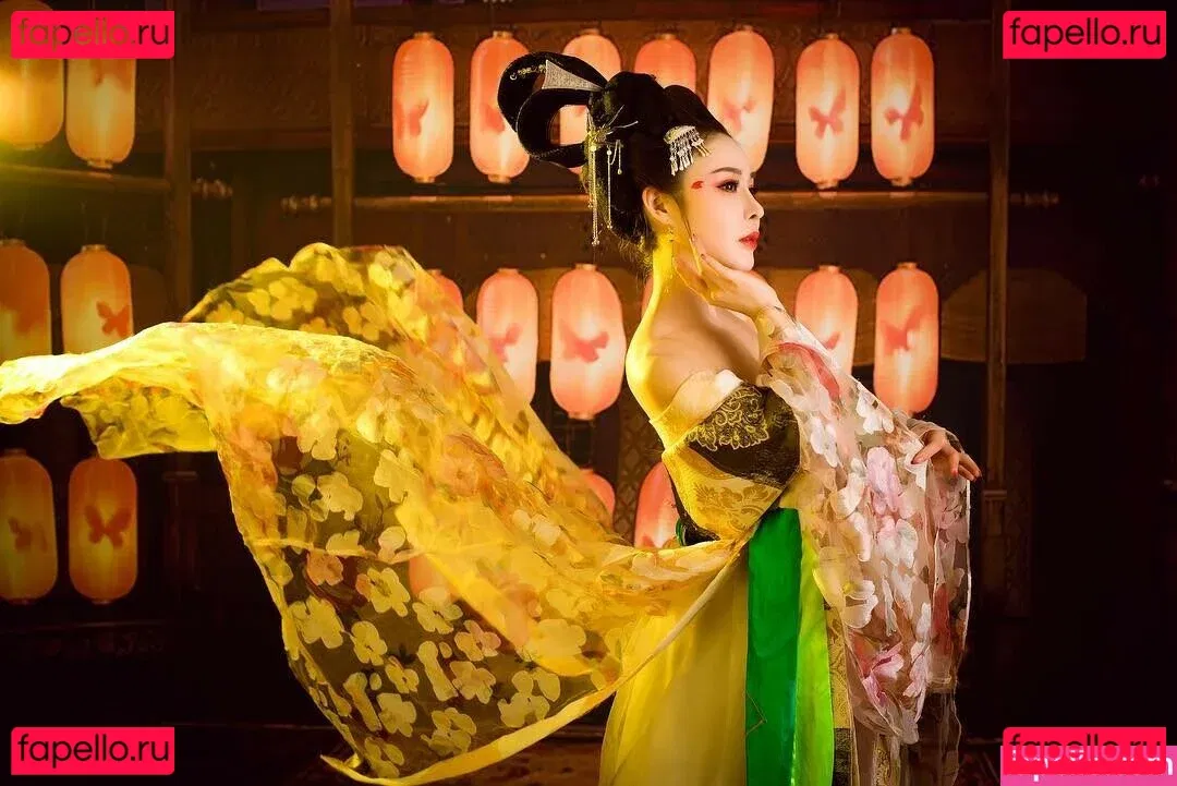 Yuna XS Onlyfans Photo Gallery 