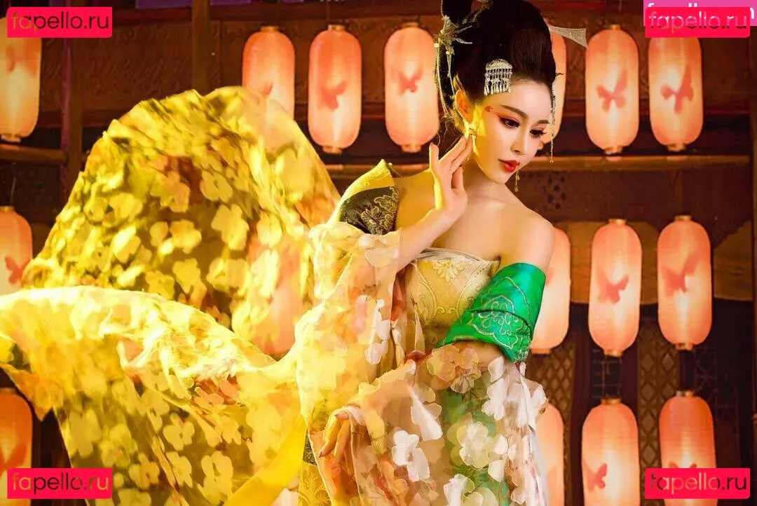 Yuna XS Onlyfans Photo Gallery 