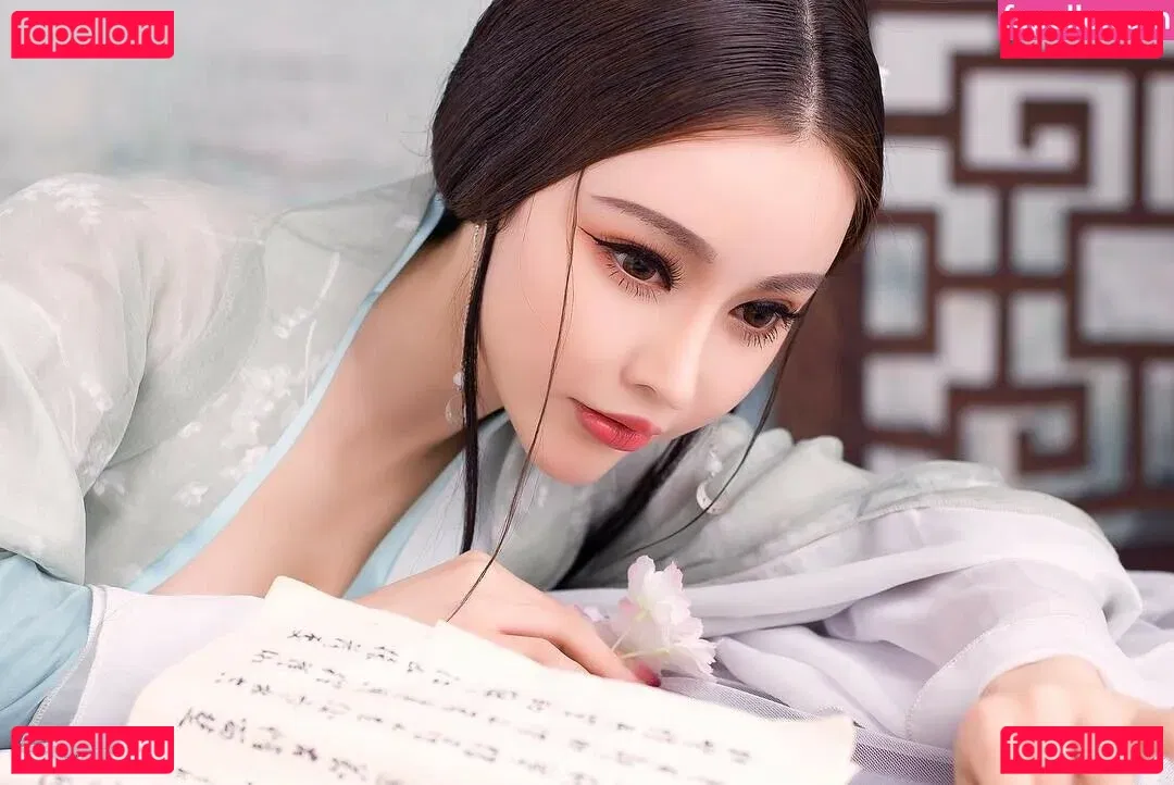 Yuna XS Onlyfans Photo Gallery 