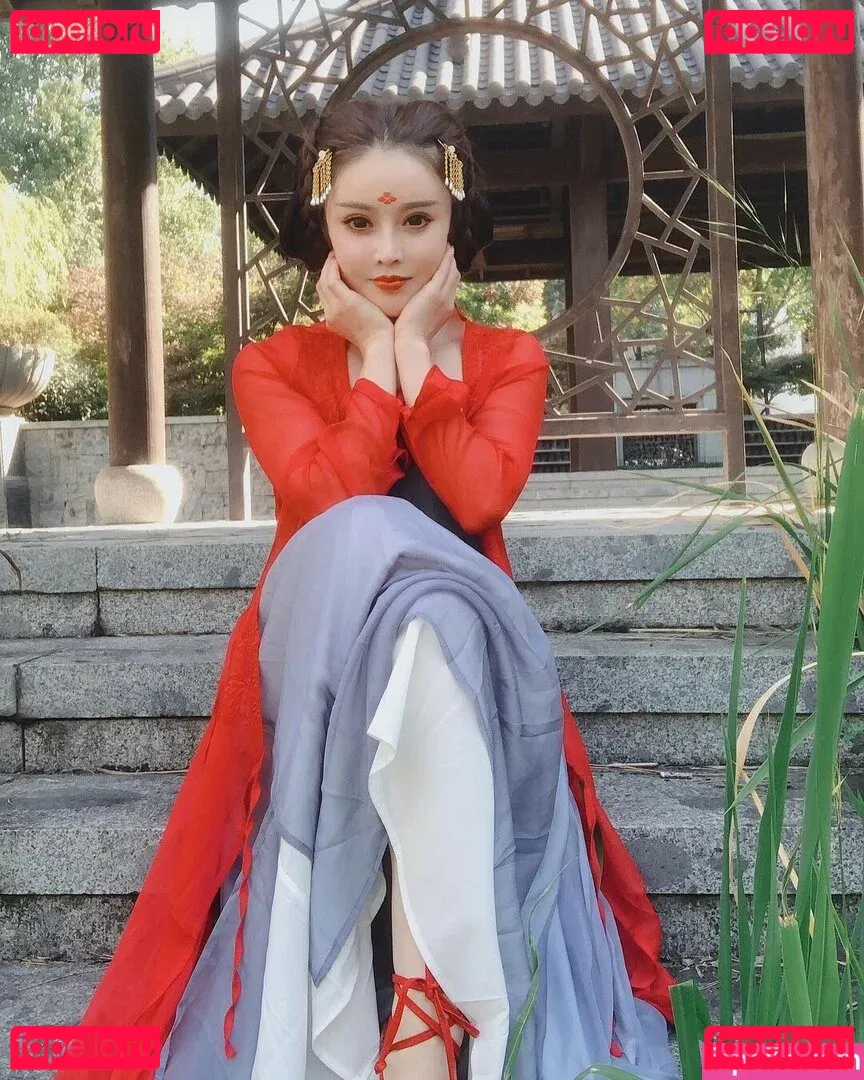 Yuna XS Onlyfans Photo Gallery 