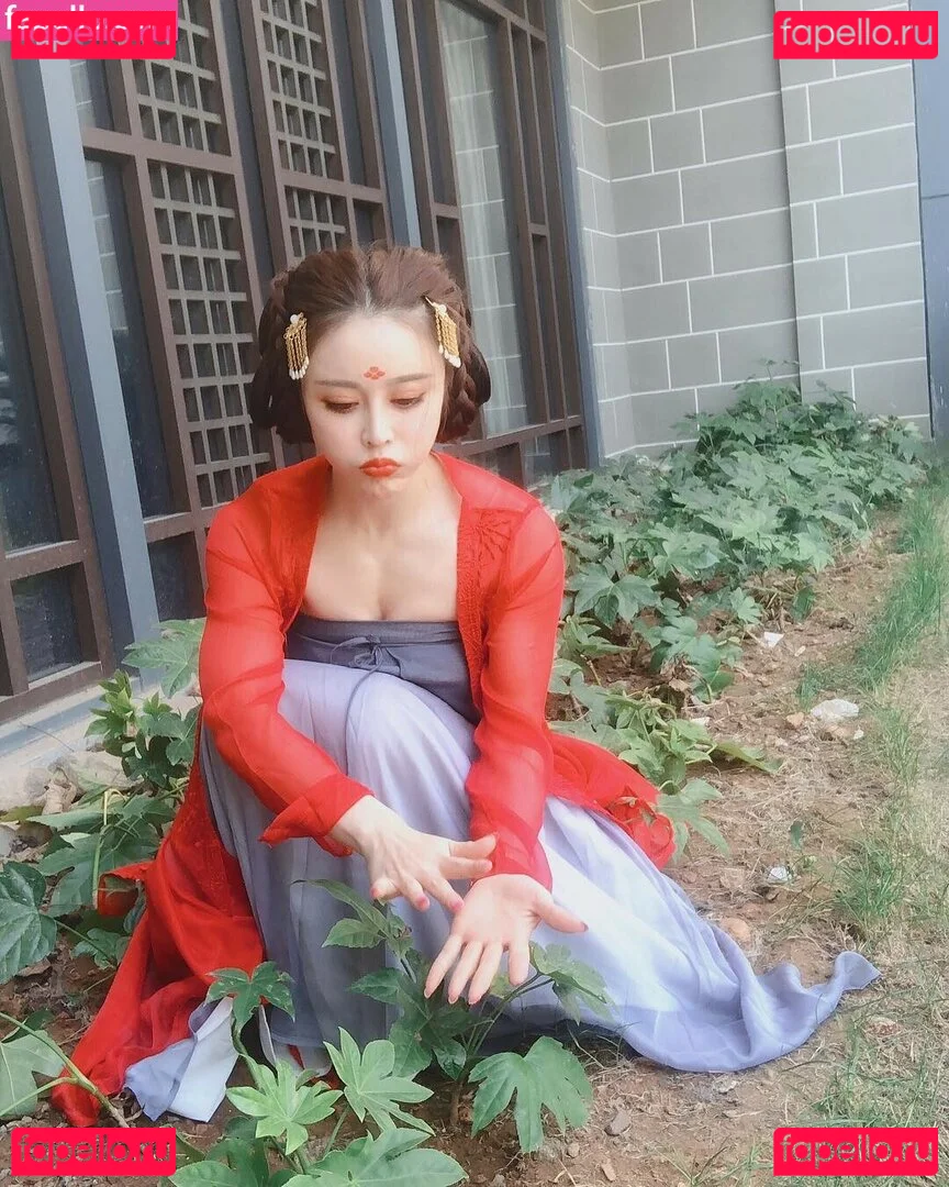 Yuna XS Onlyfans Photo Gallery 