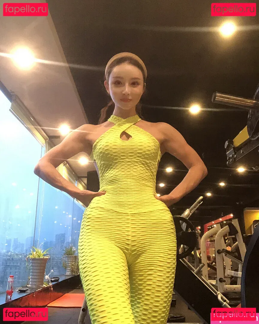 Yuna XS Onlyfans Photo Gallery 