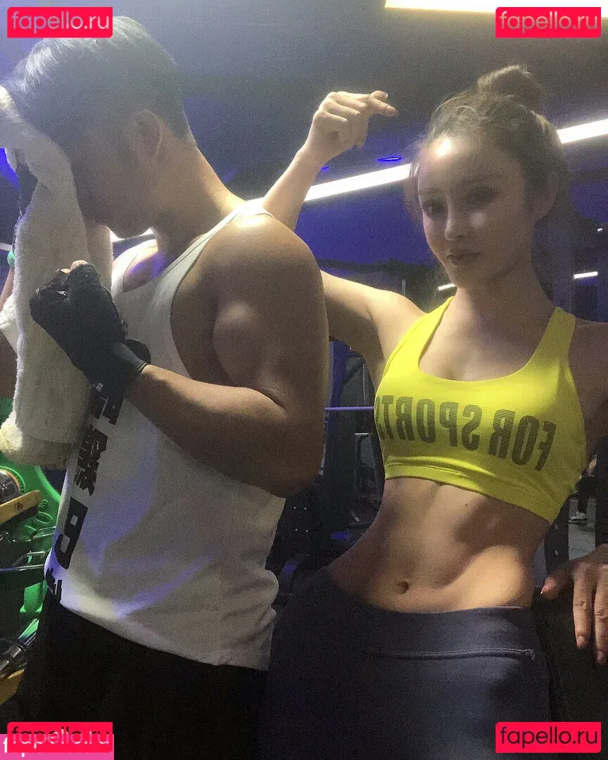 Yuna XS Onlyfans Photo Gallery 