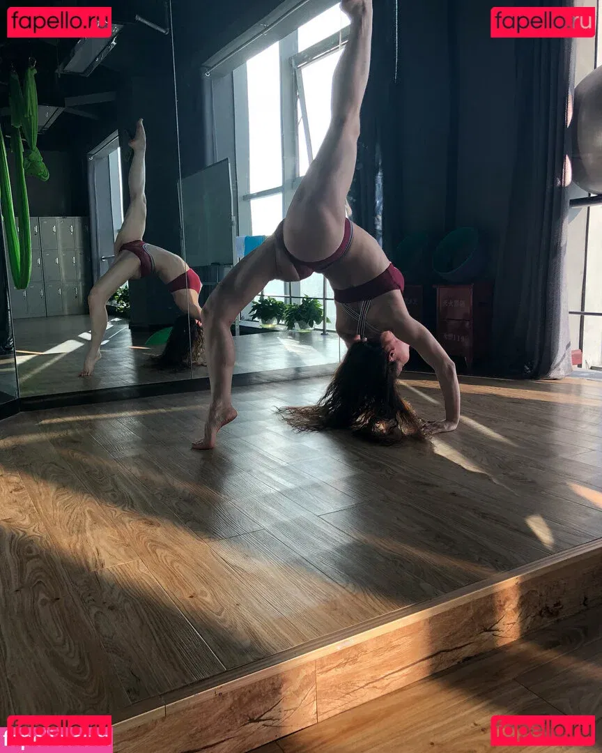 Yuna XS Onlyfans Photo Gallery 