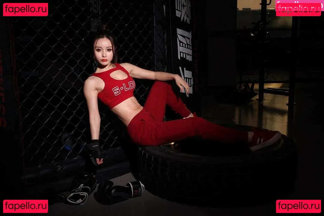 Yuna XS Onlyfans Photo Gallery 