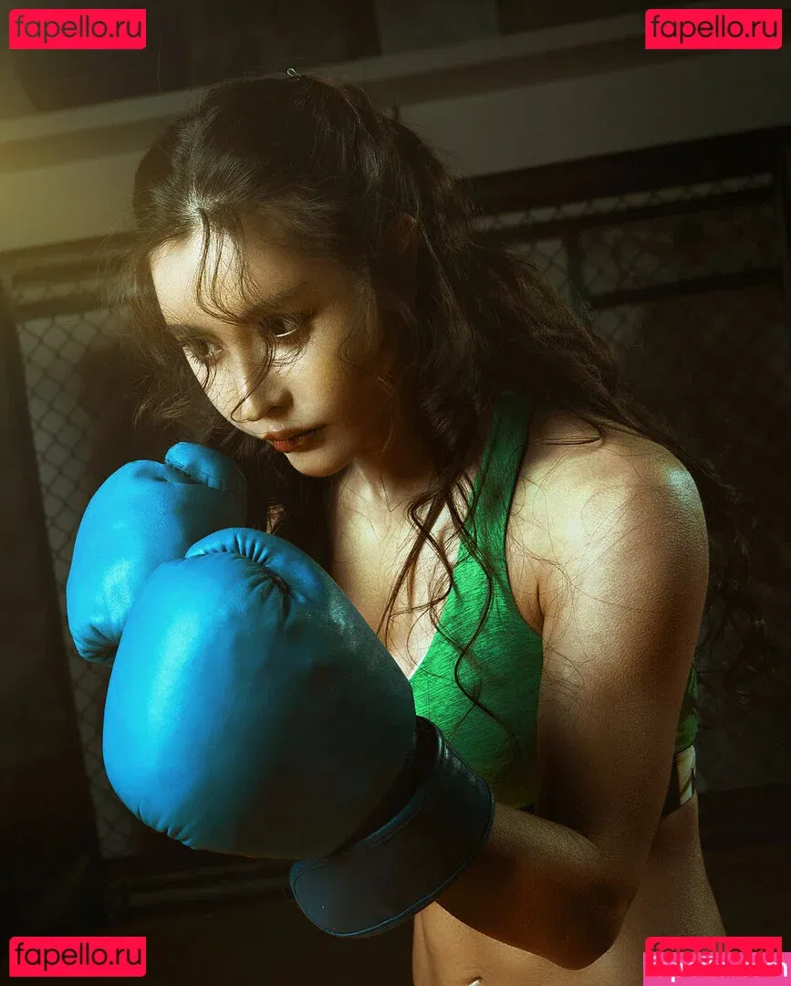 Yuna XS Onlyfans Photo Gallery 