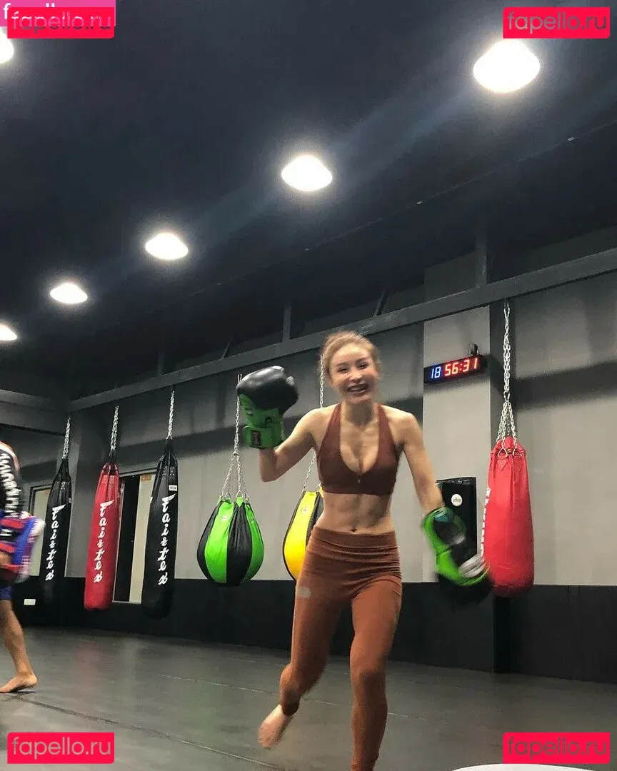 Yuna XS Onlyfans Photo Gallery 