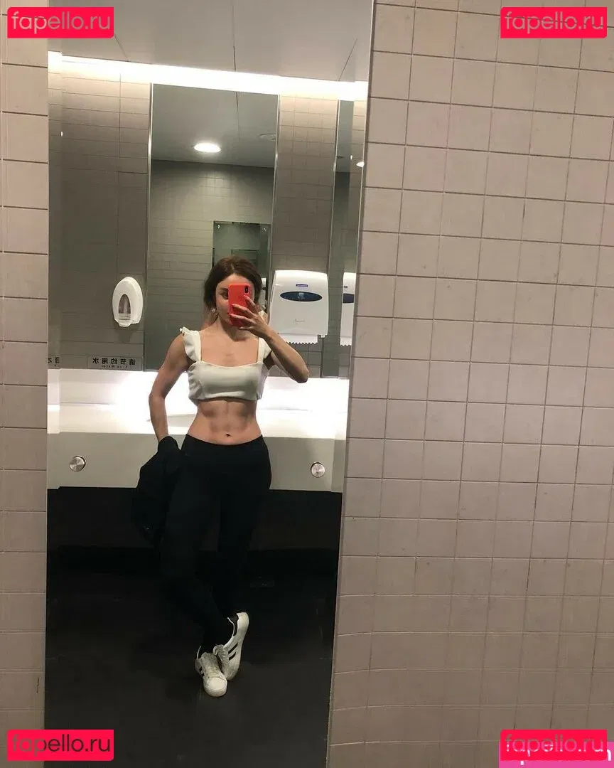 Yuna XS Onlyfans Photo Gallery 