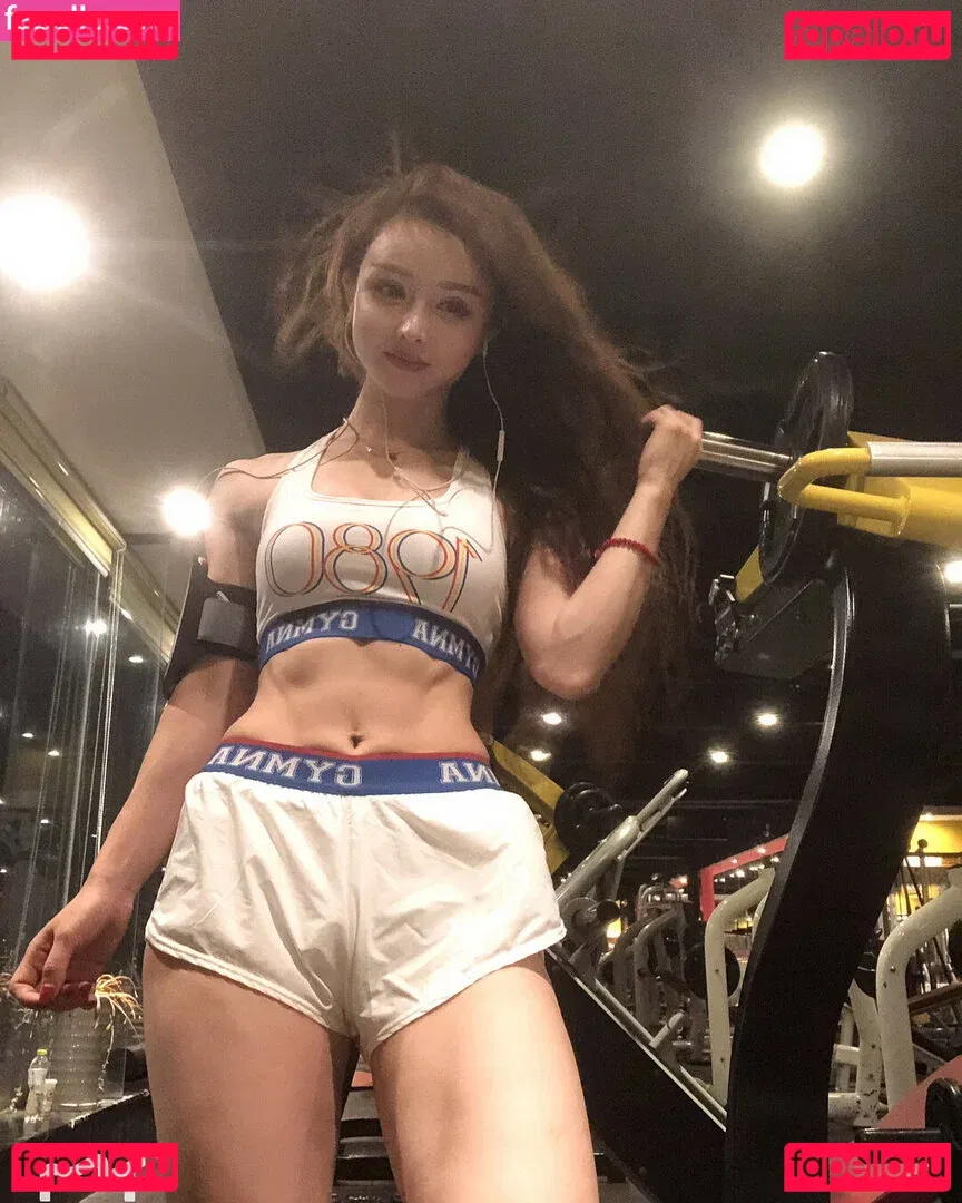 Yuna XS Onlyfans Photo Gallery 