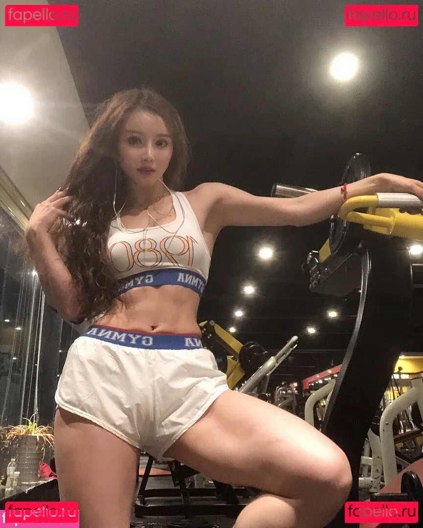 Yuna XS Onlyfans Photo Gallery 