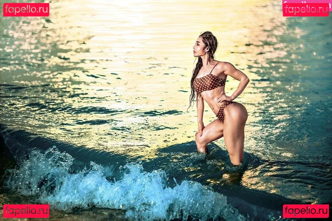 Yuna XS Onlyfans Photo Gallery 