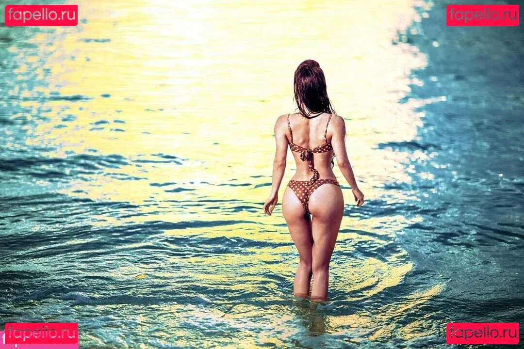 Yuna XS Onlyfans Photo Gallery 