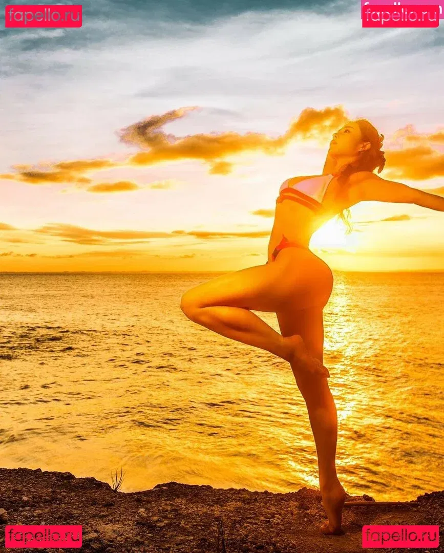 Yuna XS Onlyfans Photo Gallery 