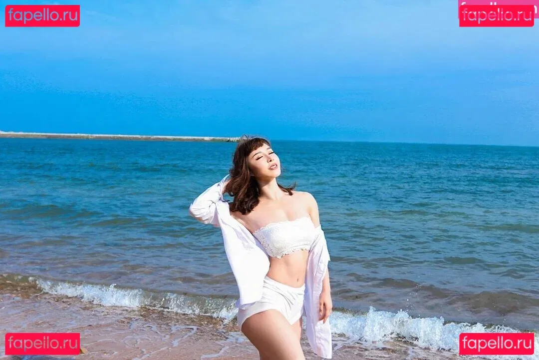 Yuna XS Onlyfans Photo Gallery 