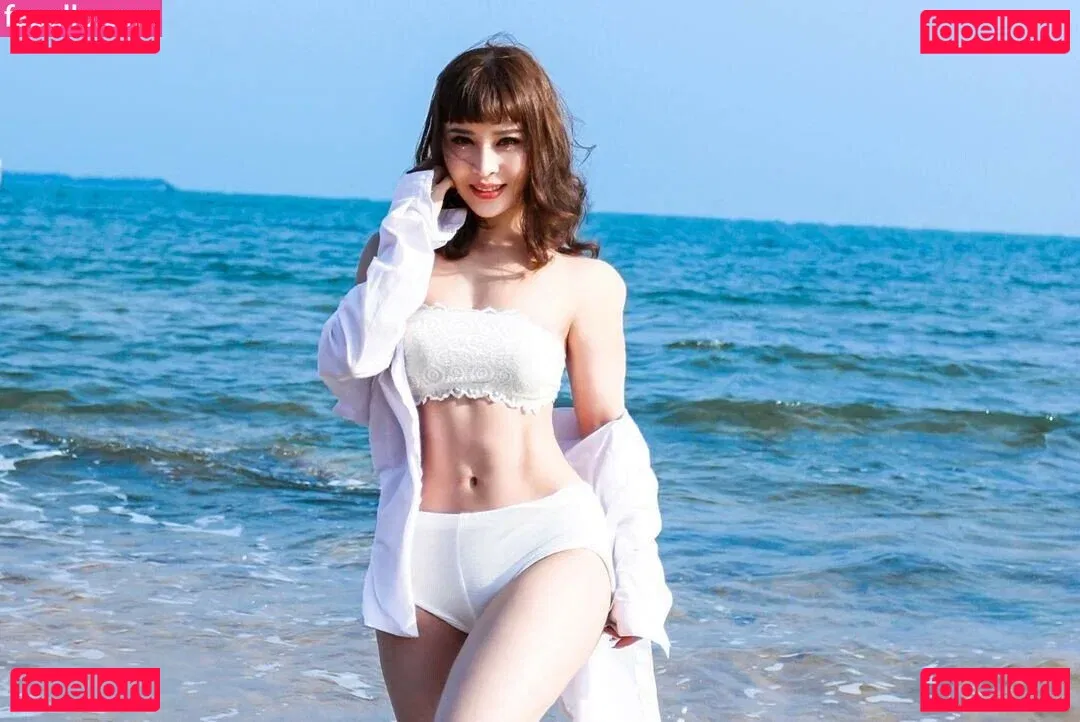 Yuna XS Onlyfans Photo Gallery 