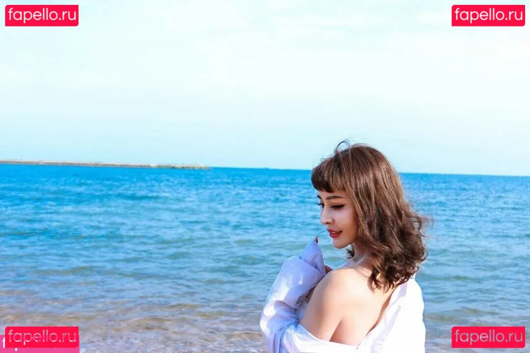 Yuna XS Onlyfans Photo Gallery 