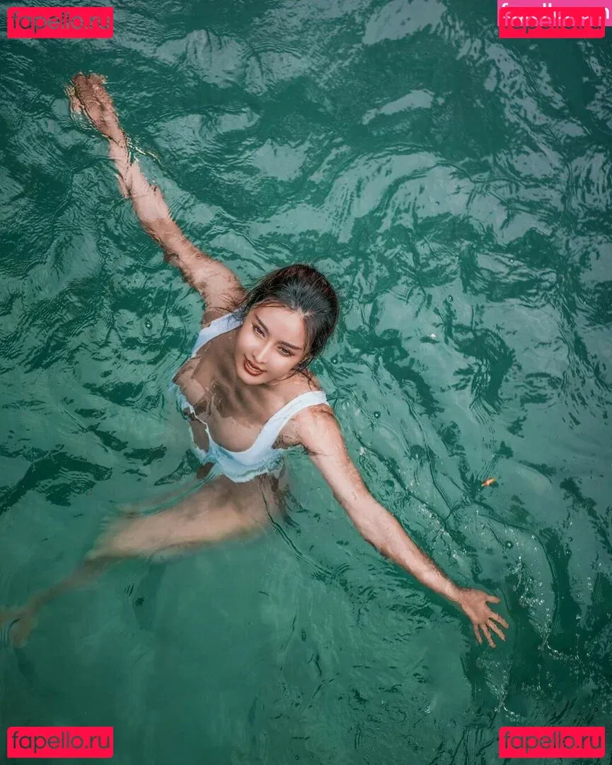 Yuna XS Onlyfans Photo Gallery 