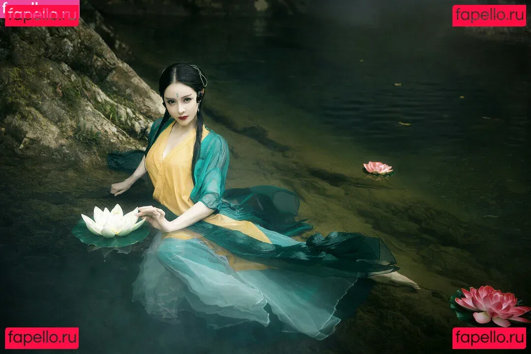 Yuna XS Onlyfans Photo Gallery 