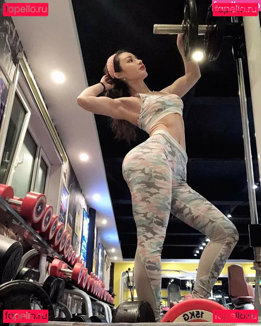 Yuna XS Onlyfans Photo Gallery 