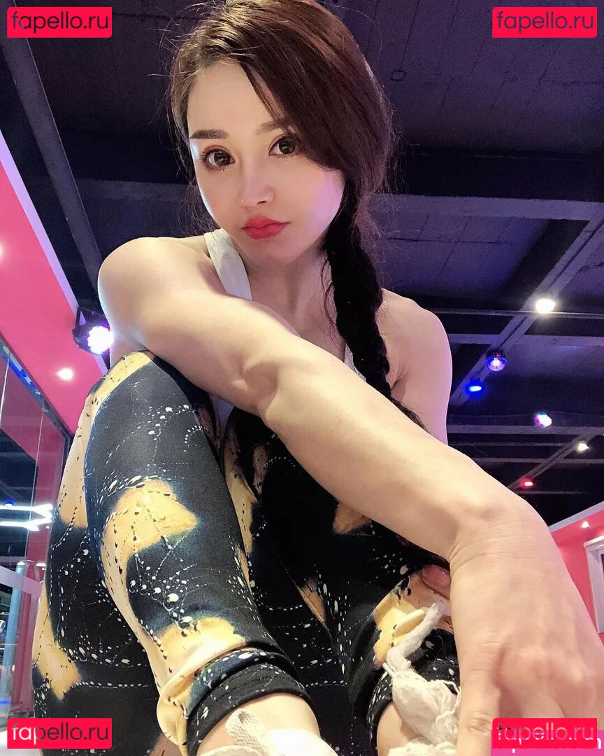 Yuna XS Onlyfans Photo Gallery 