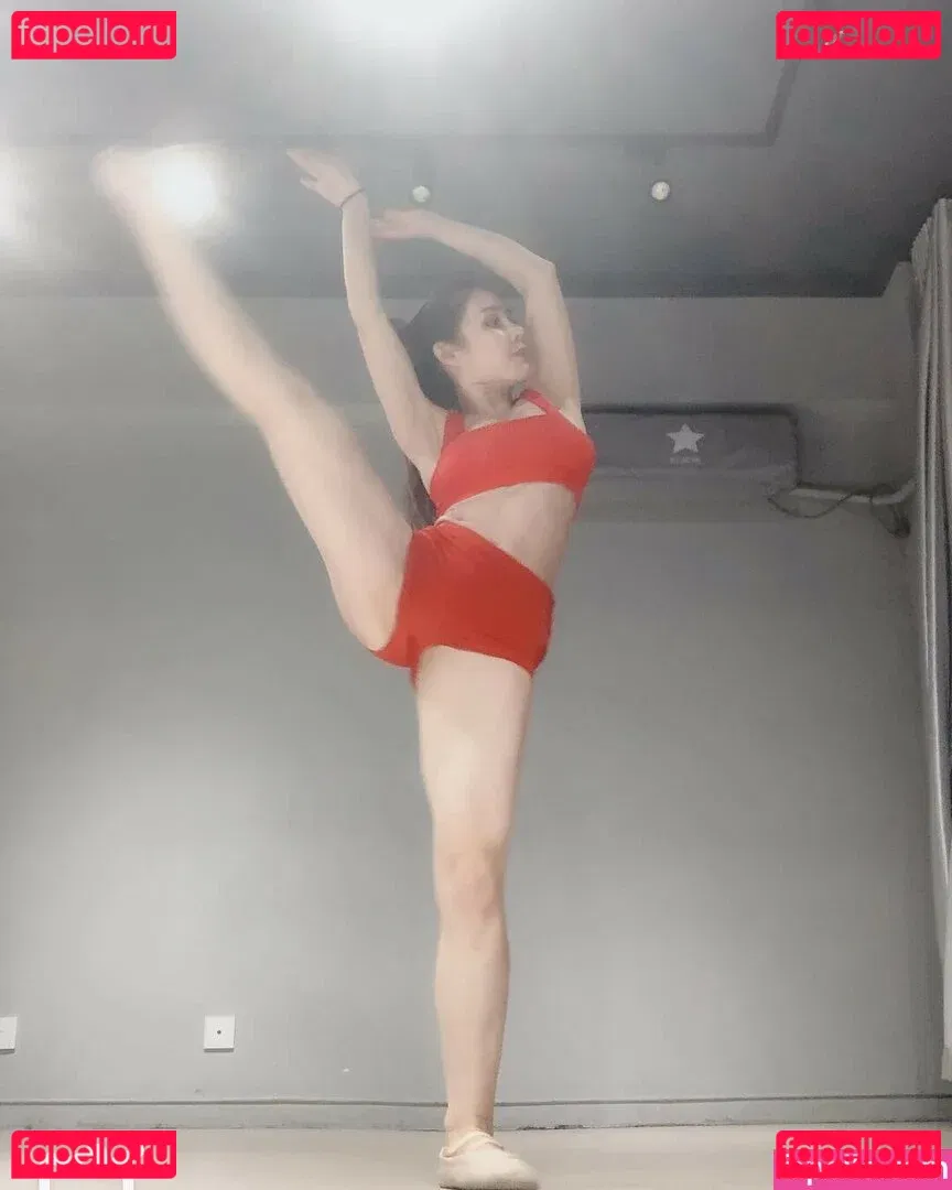 Yuna XS Onlyfans Photo Gallery 