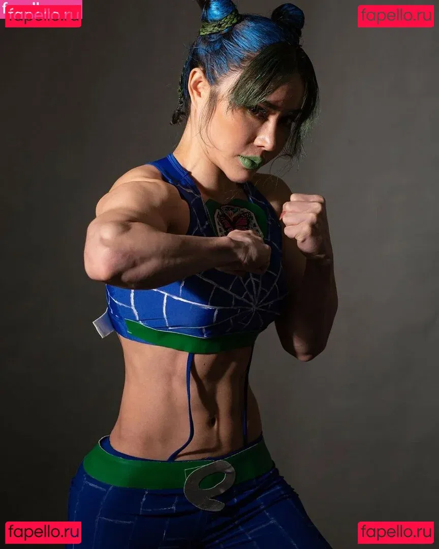 Yuna XS Onlyfans Photo Gallery 