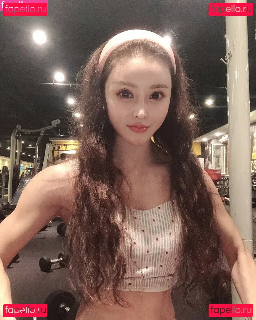 Yuna XS Onlyfans Photo Gallery 