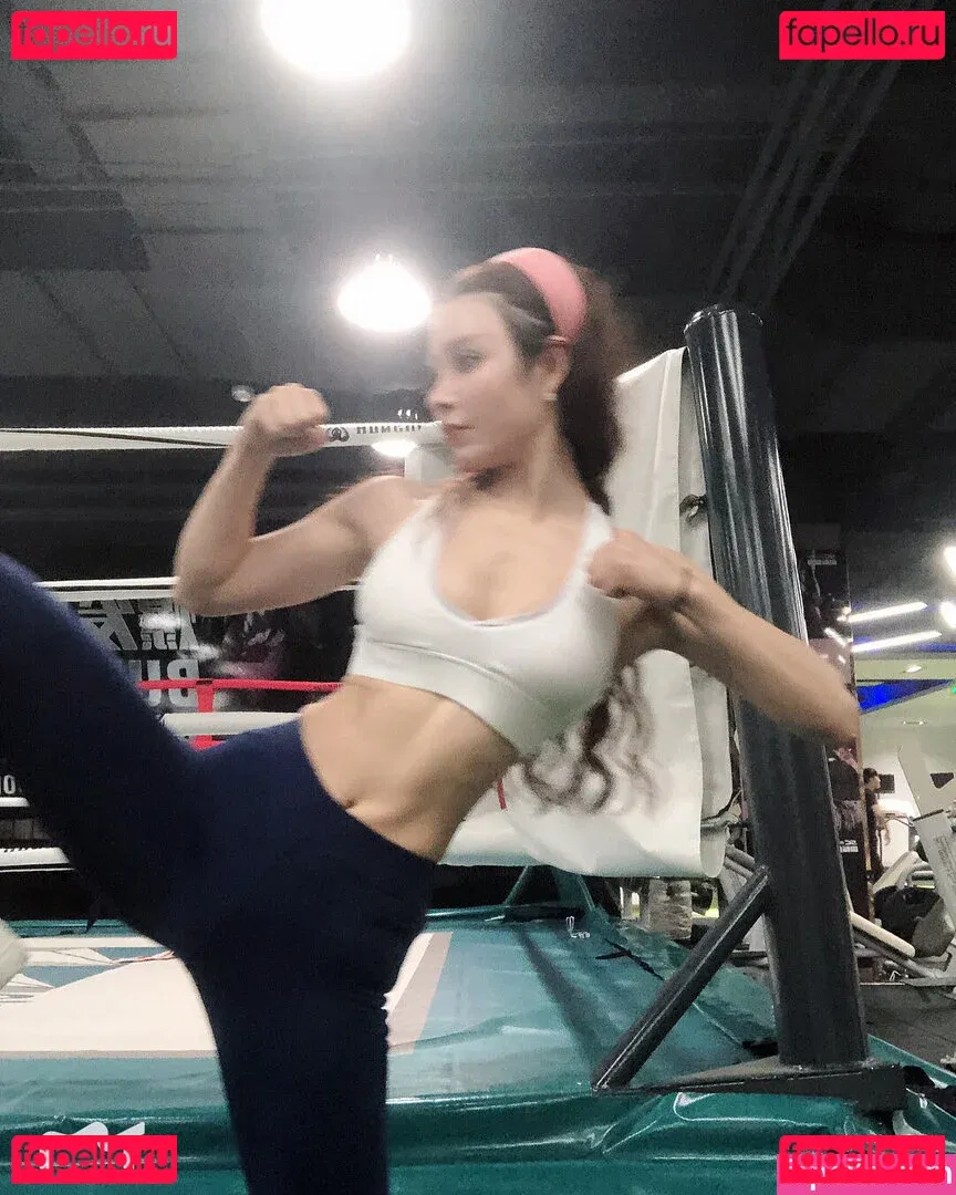 Yuna XS Onlyfans Photo Gallery 