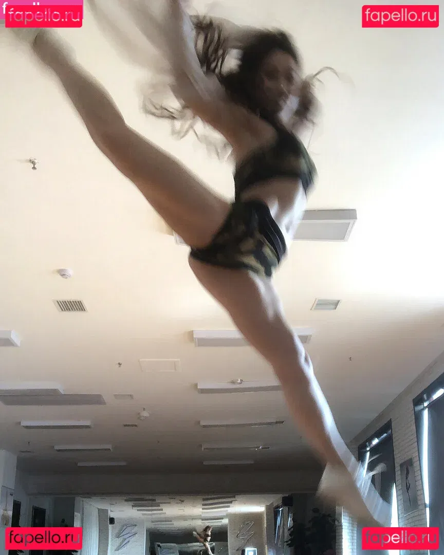 Yuna XS Onlyfans Photo Gallery 