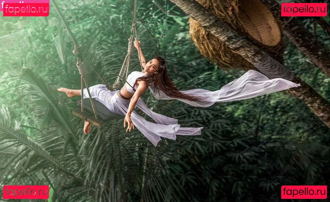 Yuna XS Onlyfans Photo Gallery 