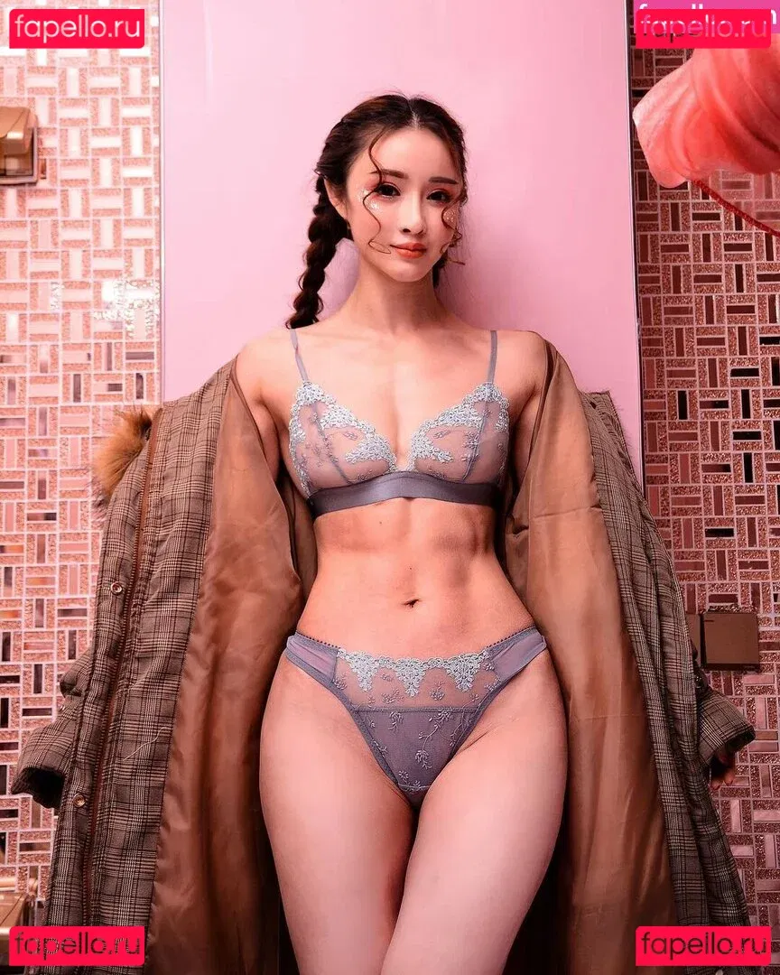 Yuna XS Onlyfans Photo Gallery 