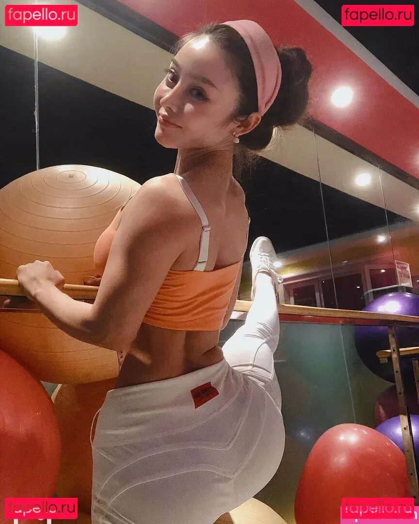 Yuna XS Onlyfans Photo Gallery 