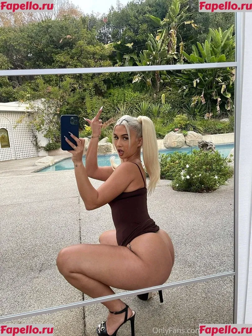 Madisun Sky Onlyfans Photo Gallery 