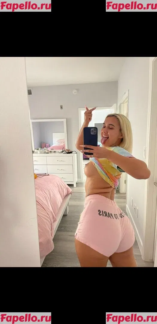 Madisun Sky Onlyfans Photo Gallery 