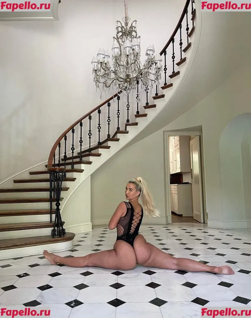 Madisun Sky Onlyfans Photo Gallery 