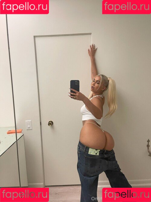 Madisun Sky Onlyfans Photo Gallery 