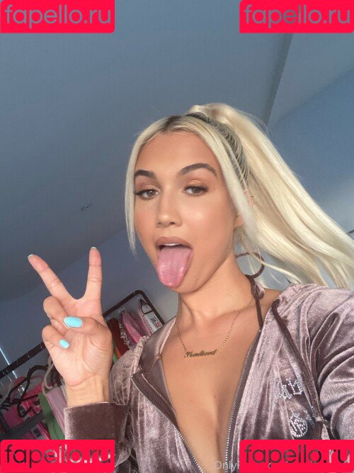 Madisun Sky Onlyfans Photo Gallery 