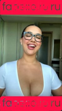 Madisun Sky Onlyfans Photo Gallery 